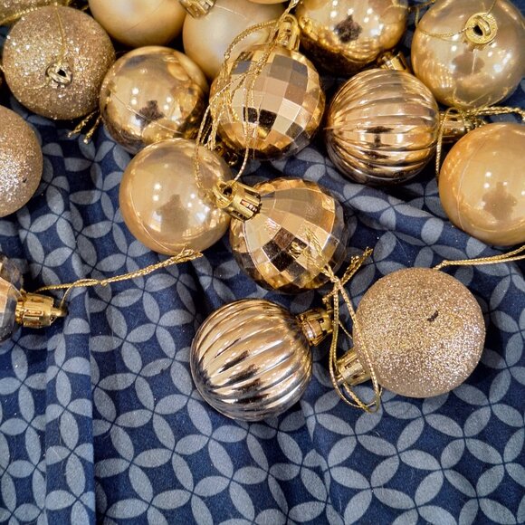 christmas ornaments - Picture 6 of 6